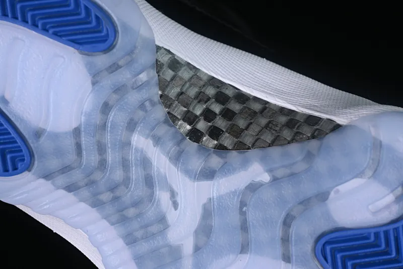 All categories Air Jordan Jordan series basketball shoes Air Jordan 11 F version Air Jordan 11 Low "Space Jam" AJ11 Joe 11 slam dunk real standard real carbon low-top basketball shoes FV5104-004